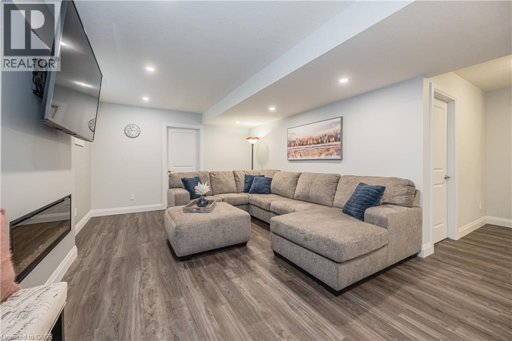 114 WOODBERRY Crescent thumbnail 29