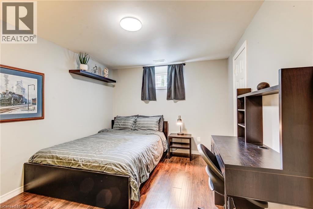 187 BROOKMEAD Street thumbnail 38