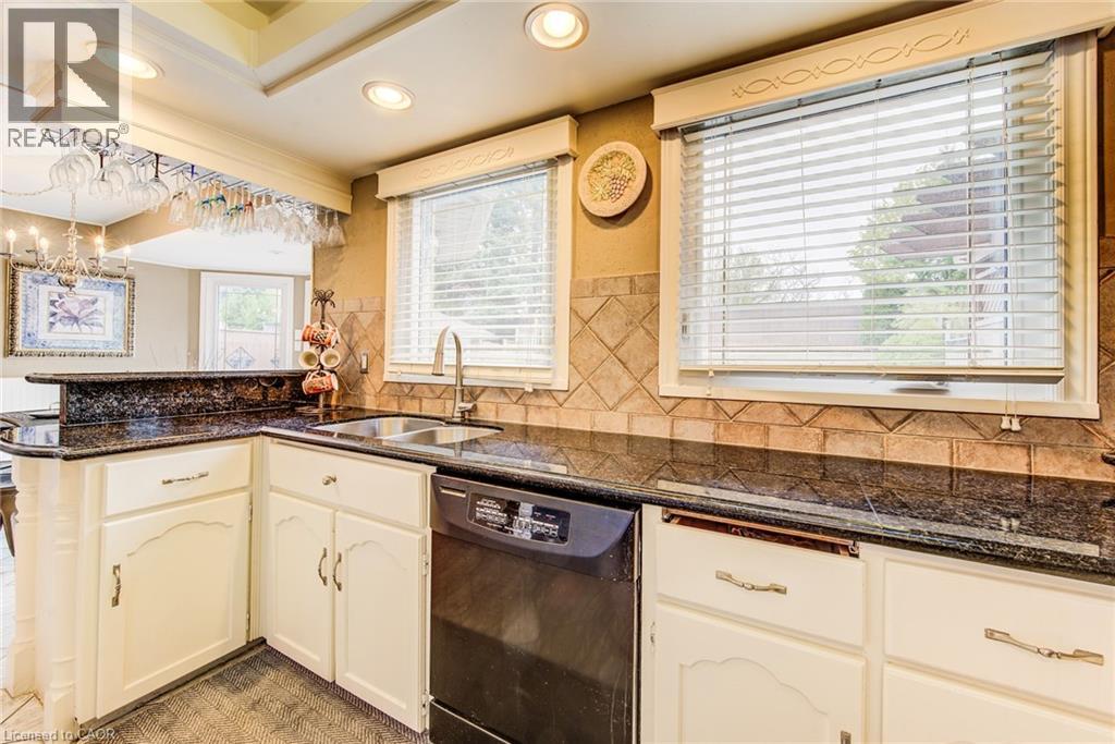 48 LENNOX Crescent thumbnail 20