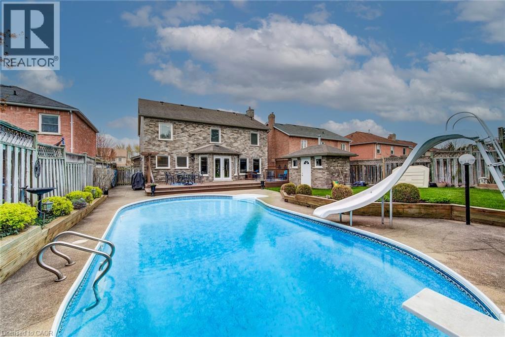 48 LENNOX Crescent thumbnail 45