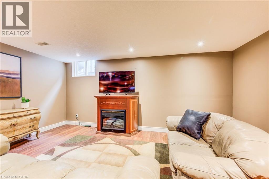 48 LENNOX Crescent thumbnail 37