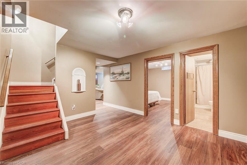 48 LENNOX Crescent thumbnail 33