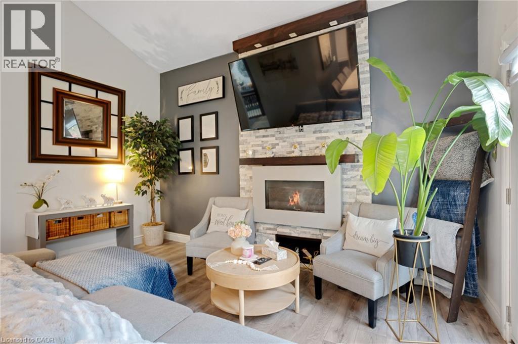 26 TELFER Court thumbnail 18