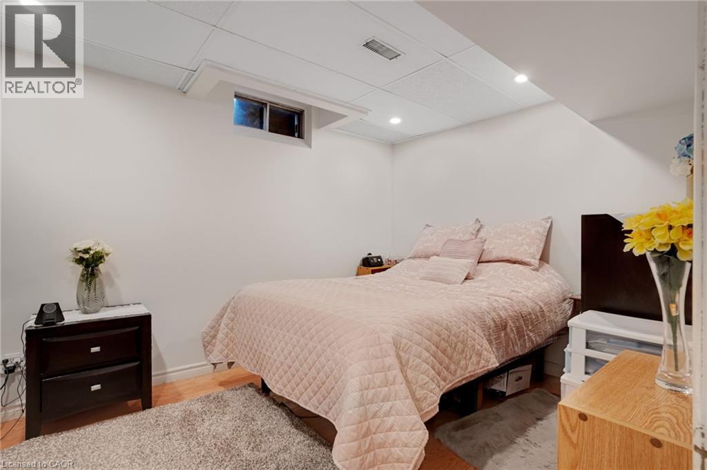 26 TELFER Court thumbnail 35