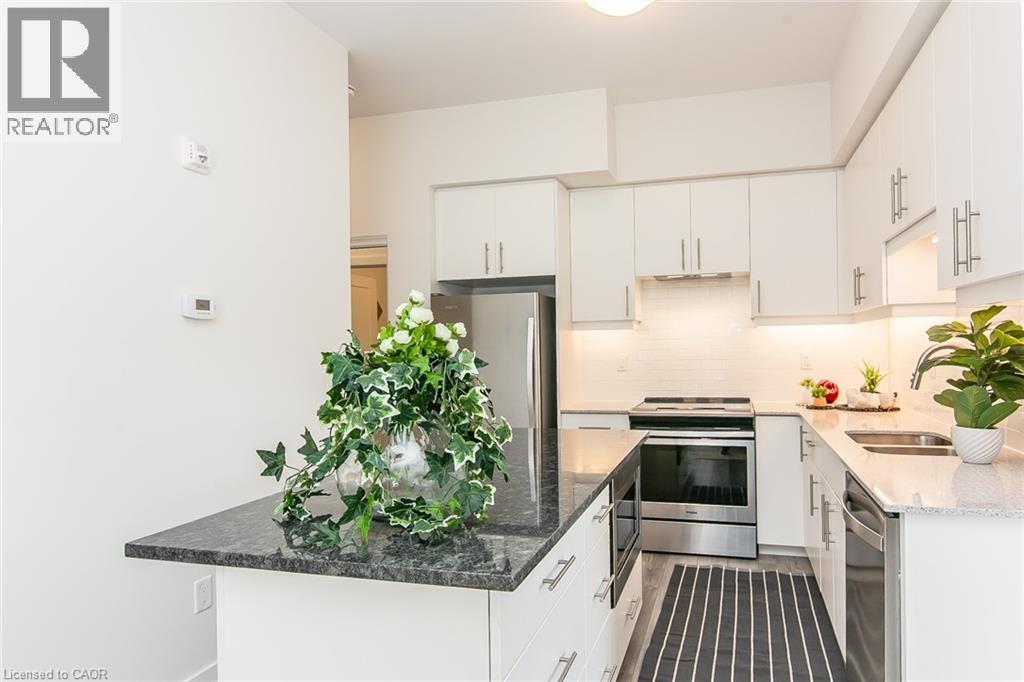 251 NORTHFIELD Drive E Unit# 102 thumbnail 12