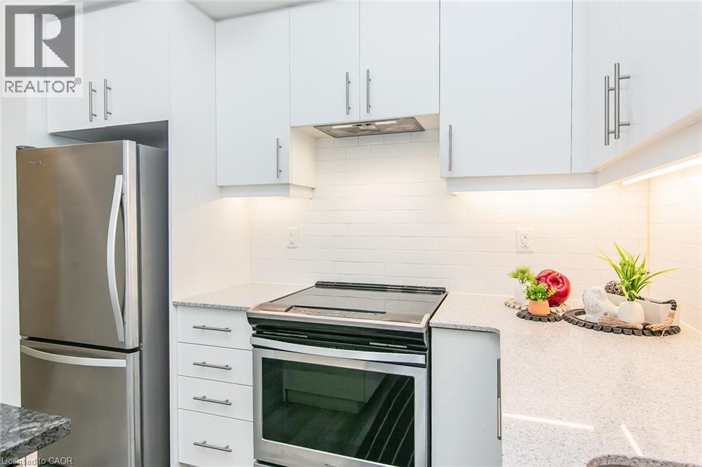 251 NORTHFIELD Drive E Unit# 102 thumbnail 14