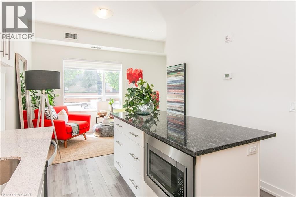 251 NORTHFIELD Drive E Unit# 102 thumbnail 15