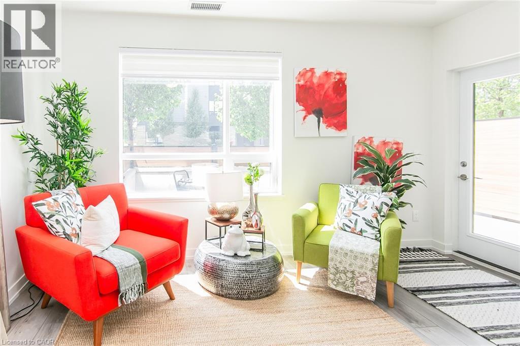 251 NORTHFIELD Drive E Unit# 102 thumbnail 18