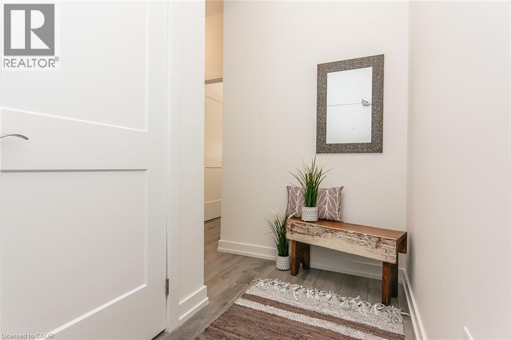 251 NORTHFIELD Drive E Unit# 102 thumbnail 7