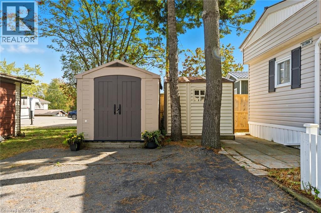 673 BRANT WATERLOO Road Unit# 518 thumbnail 20