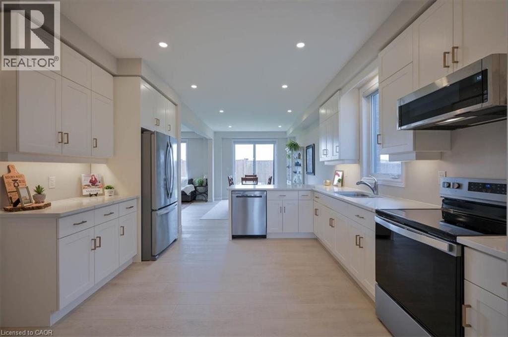 107 SNYDER Avenue thumbnail 5