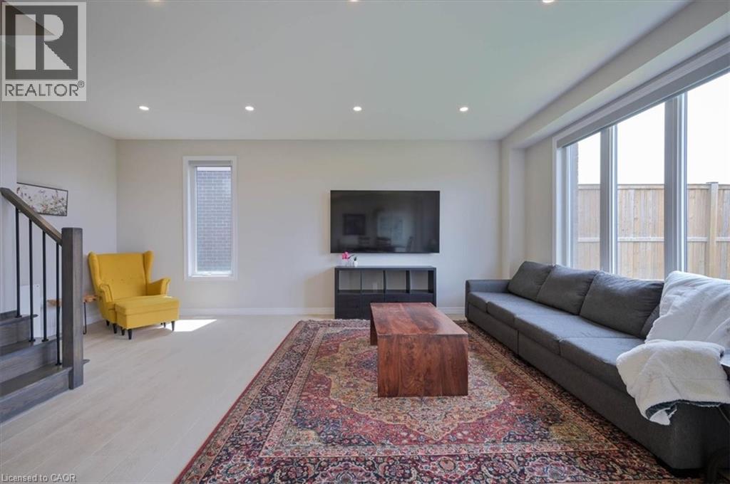 107 SNYDER Avenue thumbnail 12