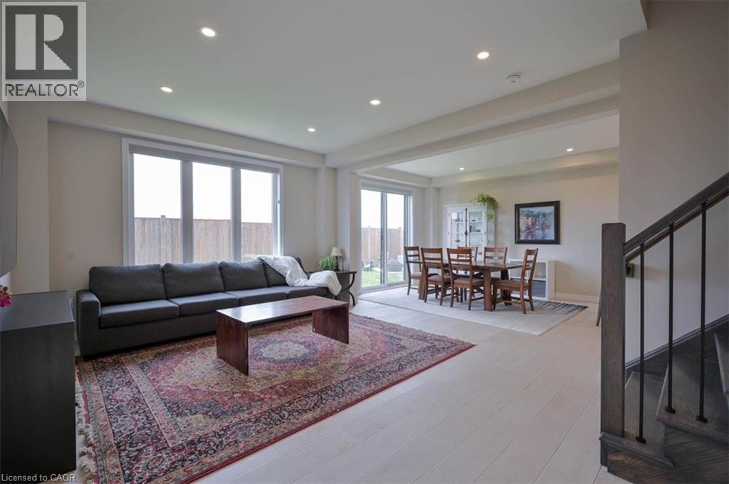 107 SNYDER Avenue thumbnail 14