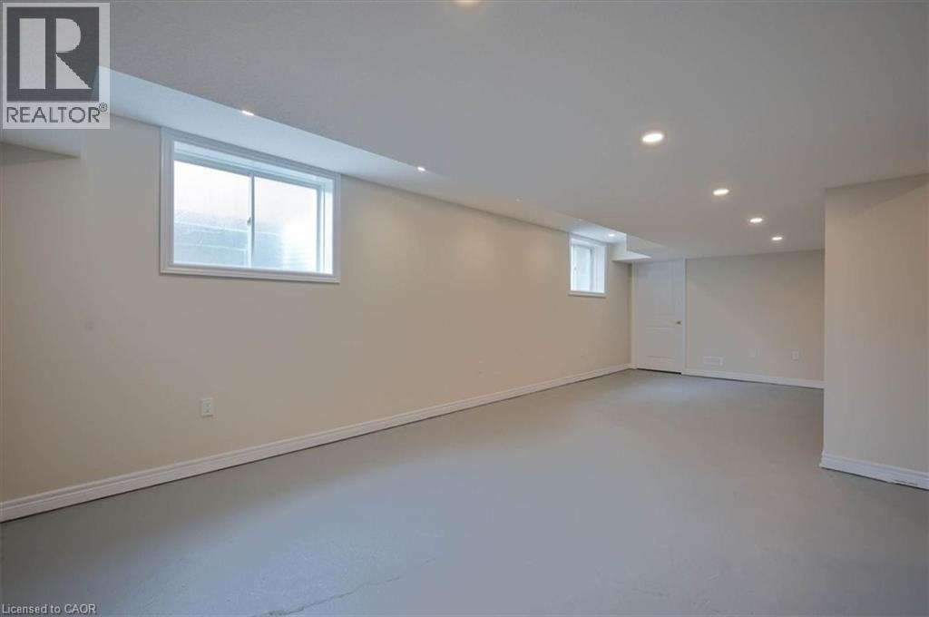 107 SNYDER Avenue thumbnail 28