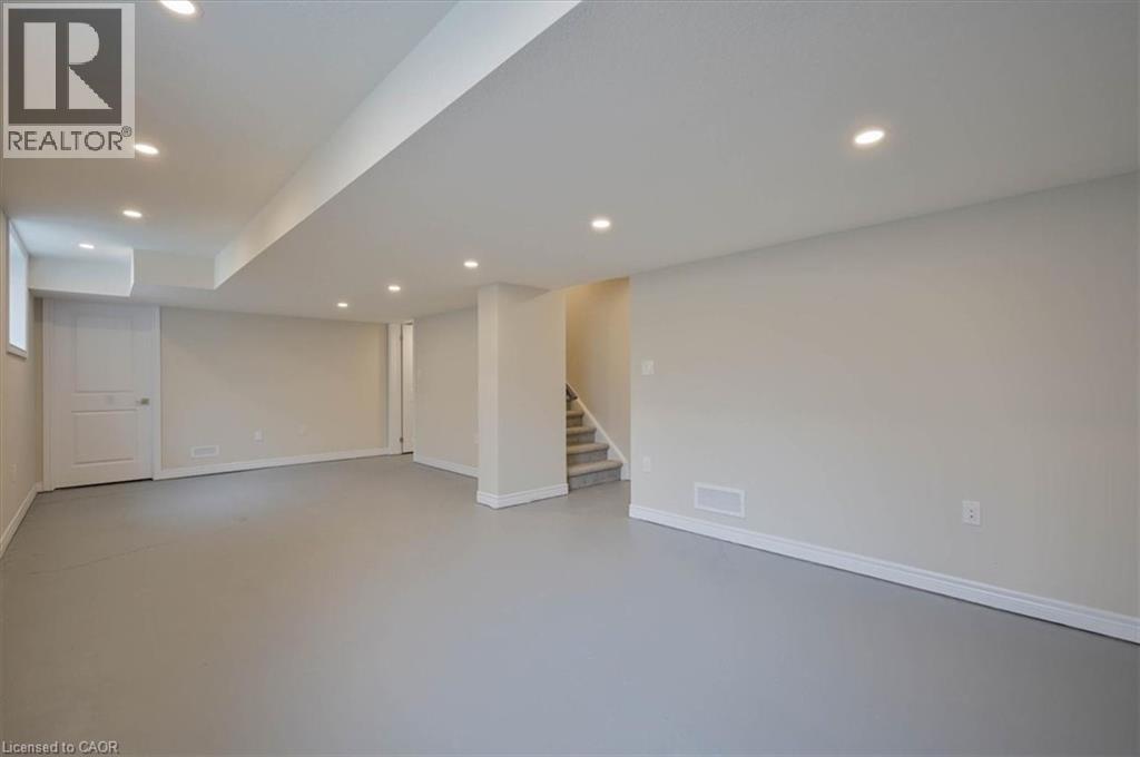 107 SNYDER Avenue thumbnail 26