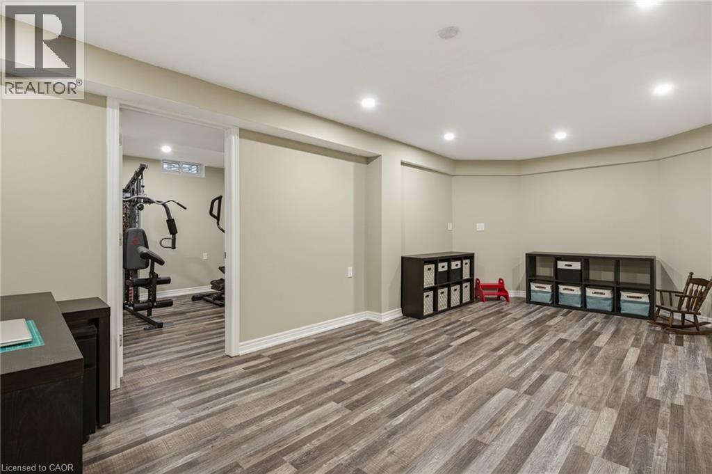 75 HANDORF Drive thumbnail 34