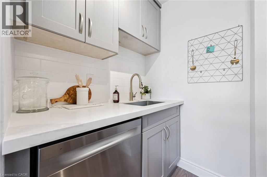 224G HARVARD Place thumbnail 6