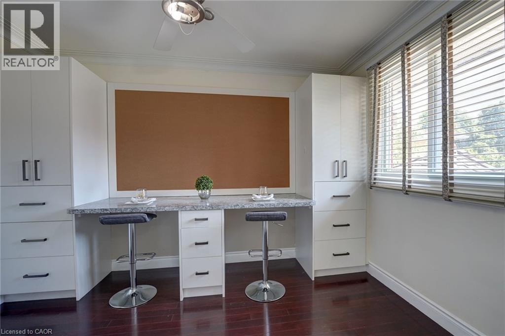 207 CHRISTOPHER Drive thumbnail 21