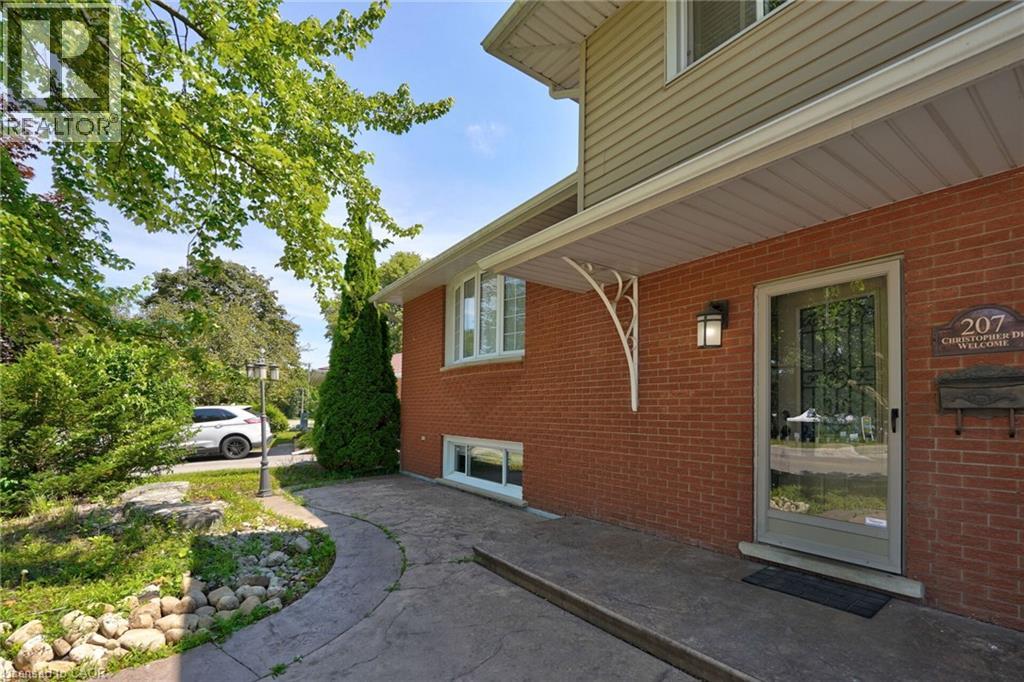 207 CHRISTOPHER Drive thumbnail 5