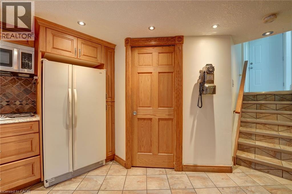207 CHRISTOPHER Drive thumbnail 39