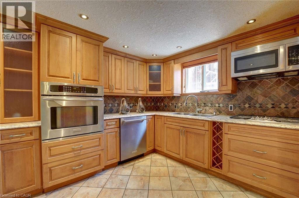 207 CHRISTOPHER Drive thumbnail 40