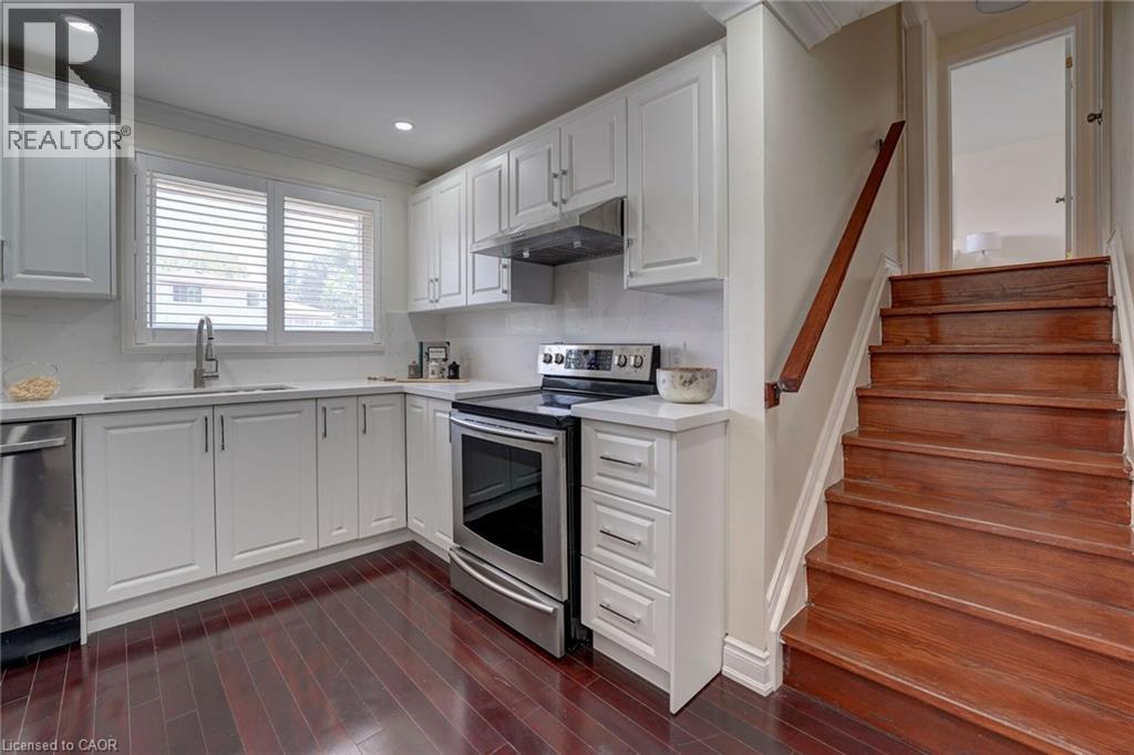 207 CHRISTOPHER Drive thumbnail 22