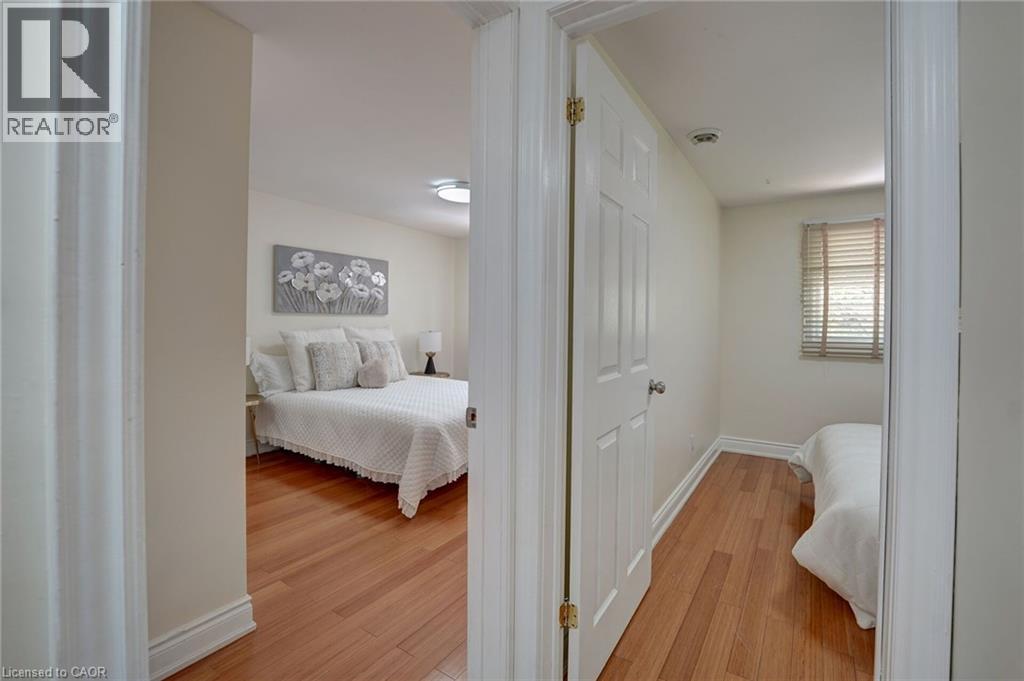 207 CHRISTOPHER Drive thumbnail 23