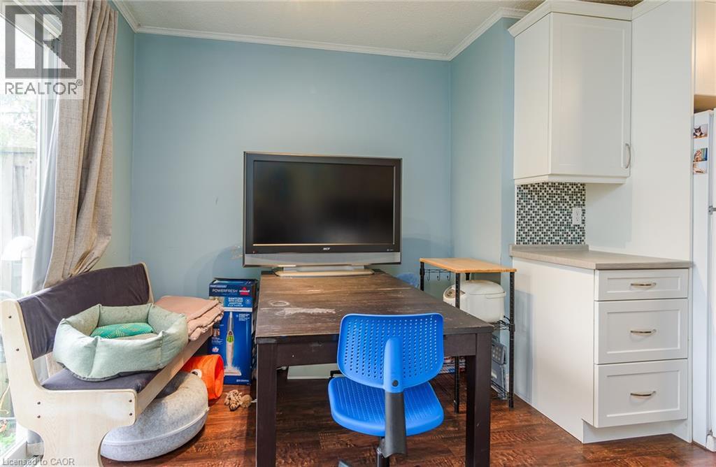 121 UNIVERSITY Avenue E Unit# 32 thumbnail 10