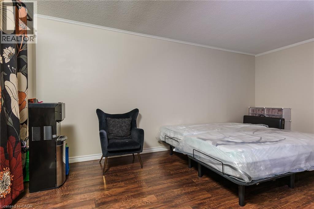 121 UNIVERSITY Avenue E Unit# 32 thumbnail 12