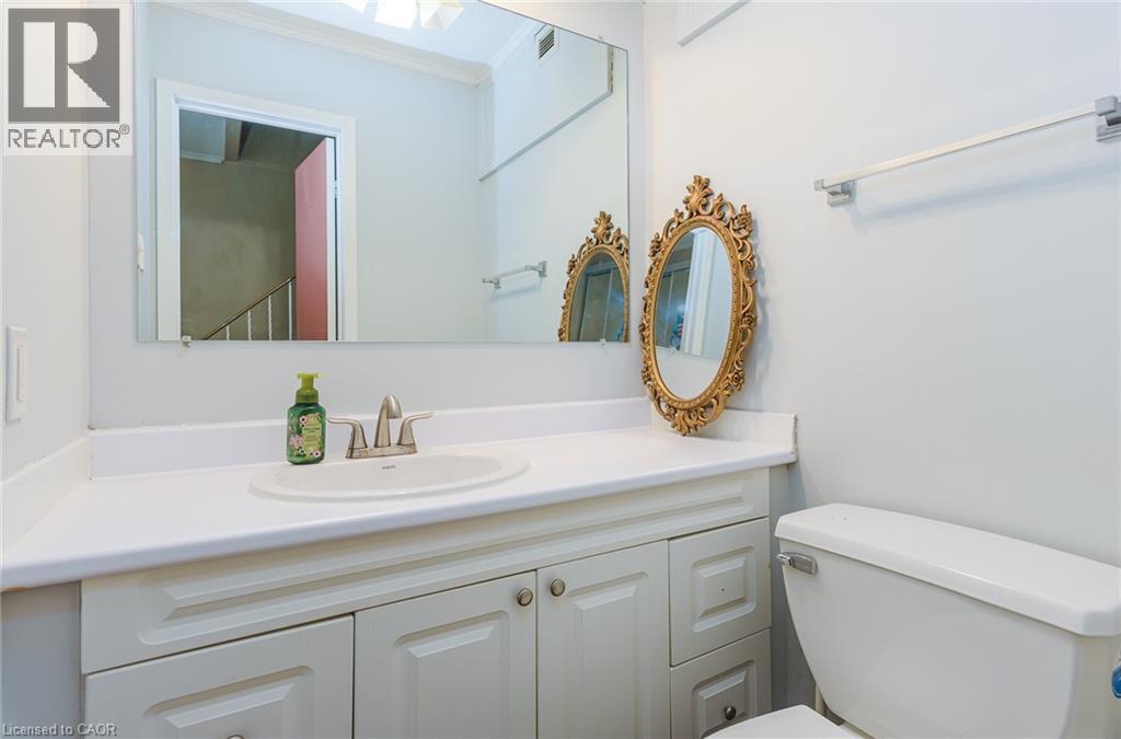 121 UNIVERSITY Avenue E Unit# 32 thumbnail 15