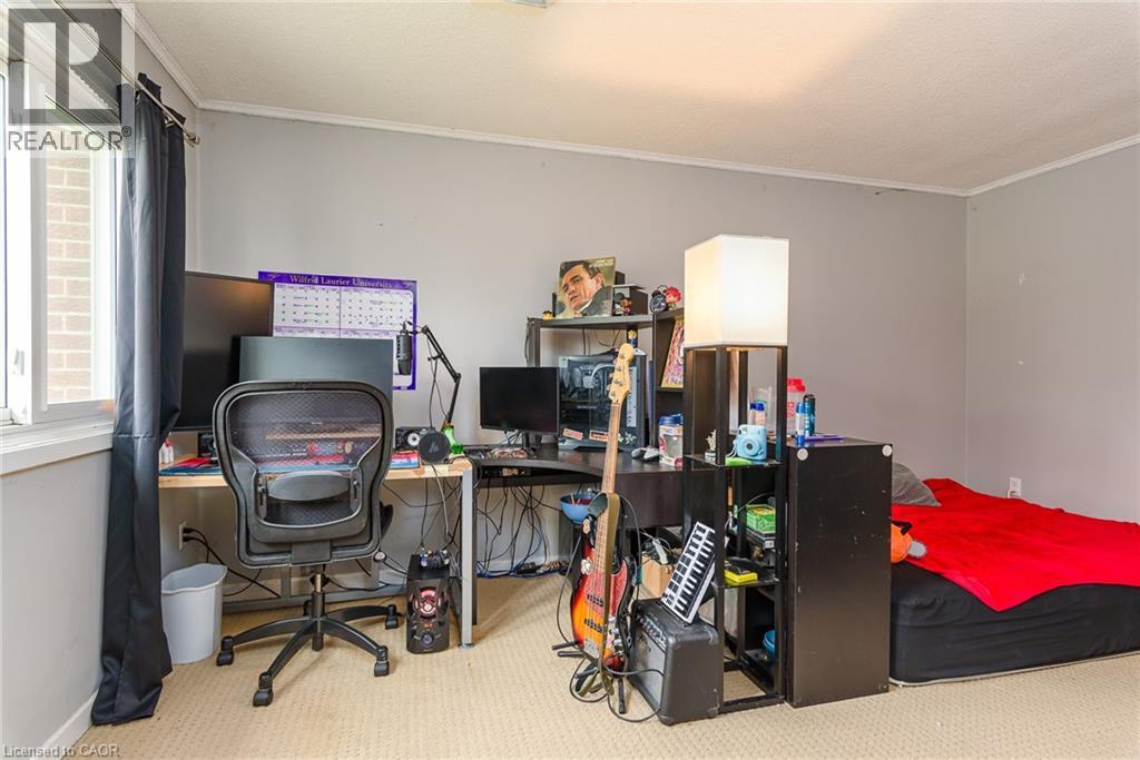 121 UNIVERSITY Avenue E Unit# 32 thumbnail 19