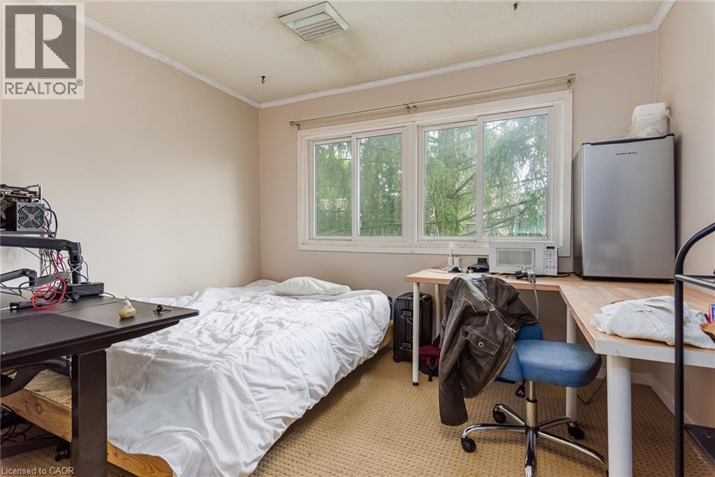 121 UNIVERSITY Avenue E Unit# 32 thumbnail 25