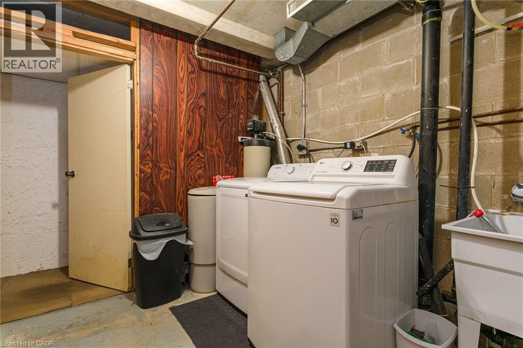 121 UNIVERSITY Avenue E Unit# 32 thumbnail 33