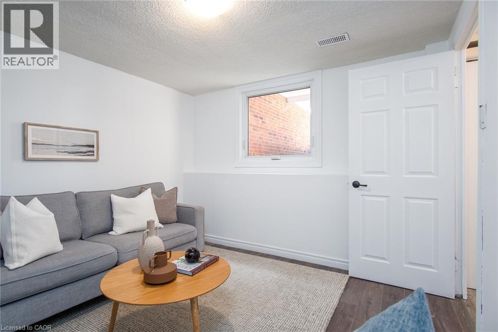 397 KEATS Way Unit# 4 thumbnail 31