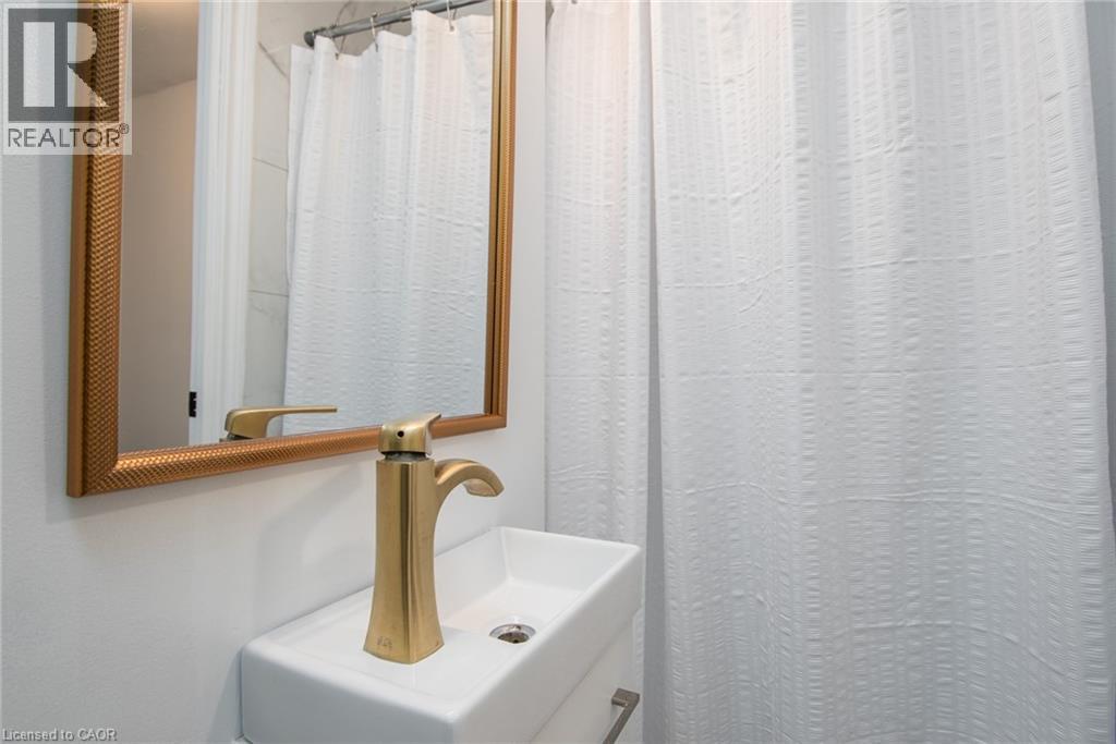 397 KEATS Way Unit# 4 thumbnail 32