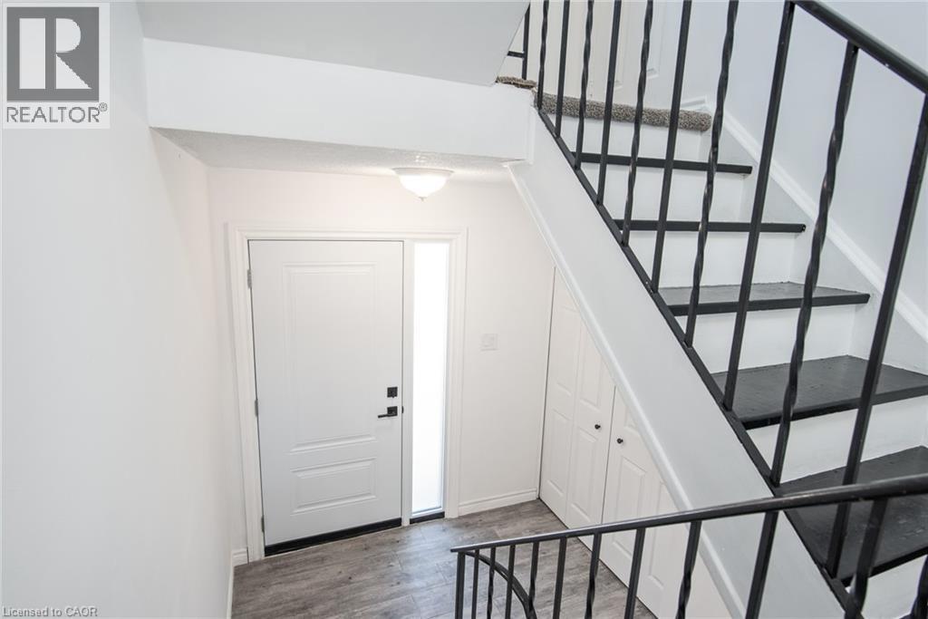 397 KEATS Way Unit# 4 thumbnail 4