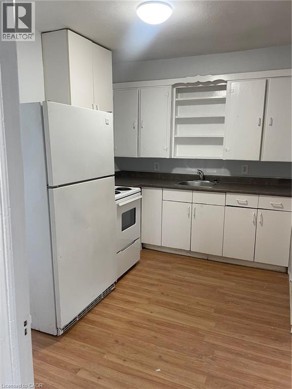 74 WILLIAM Street W thumbnail 11