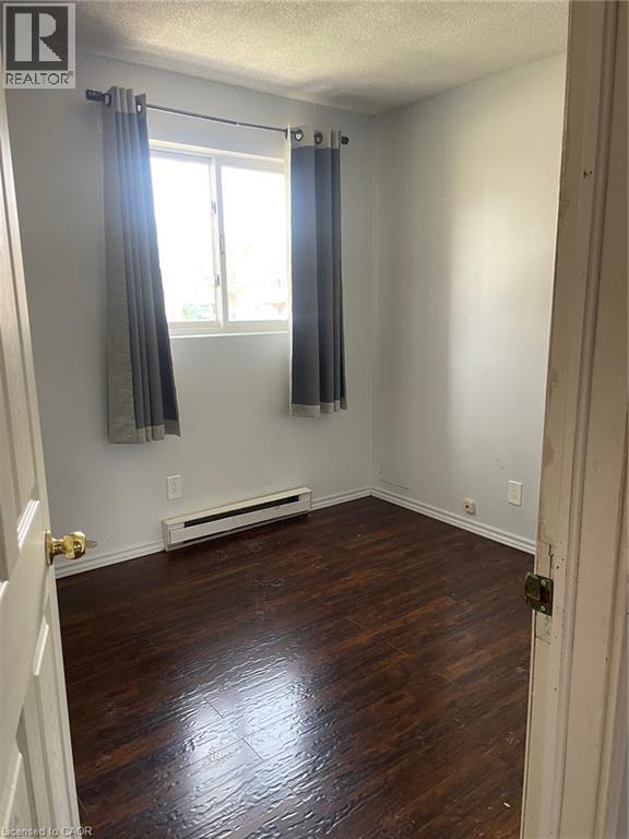 379 HOLLY Street thumbnail 9