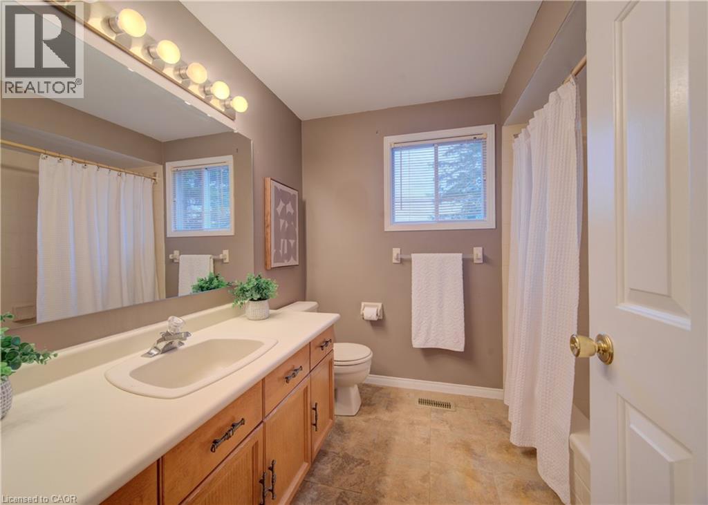 112 WEST ACRES Crescent thumbnail 27