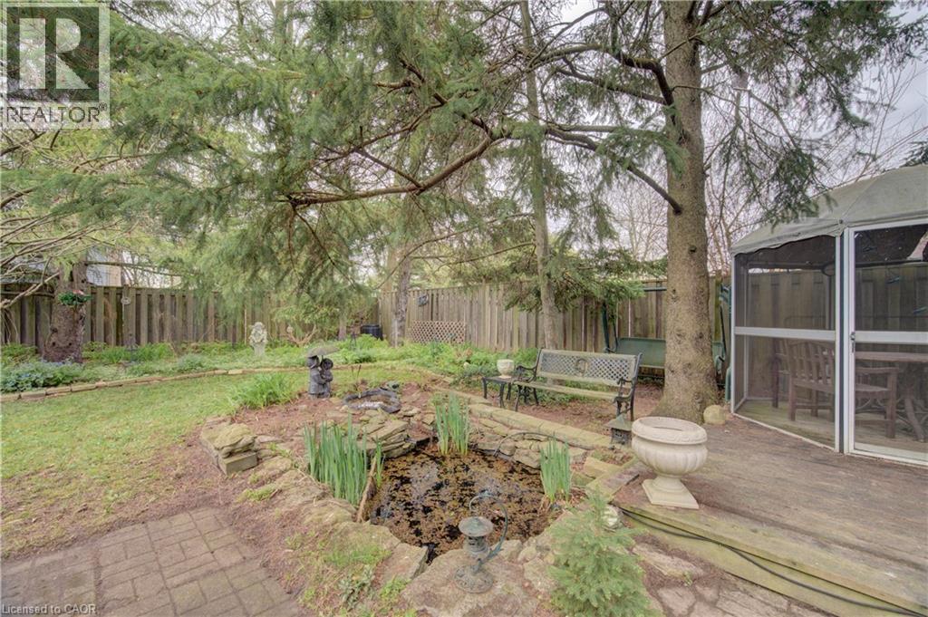 112 WEST ACRES Crescent thumbnail 33