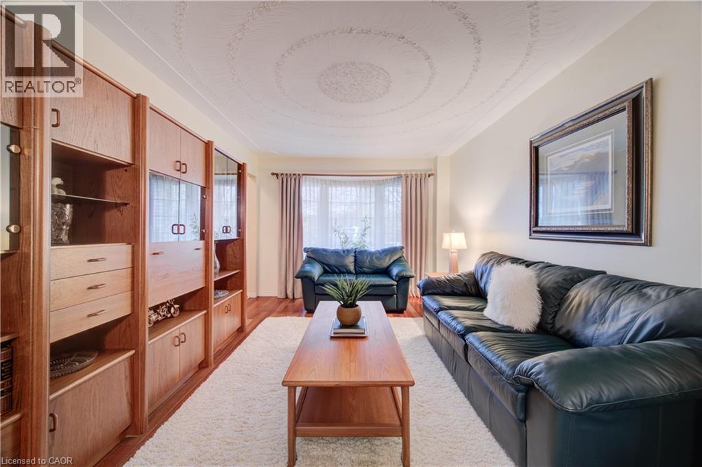 112 WEST ACRES Crescent thumbnail 16