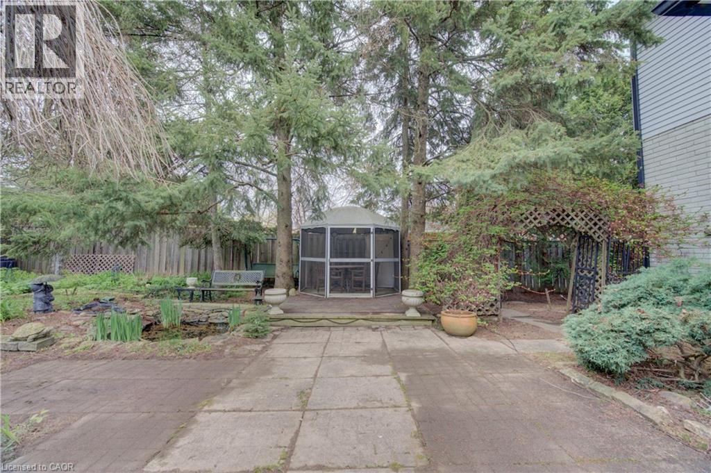 112 WEST ACRES Crescent thumbnail 32