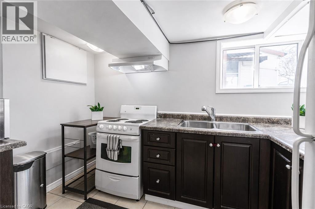 110 LORNE Crescent thumbnail 21