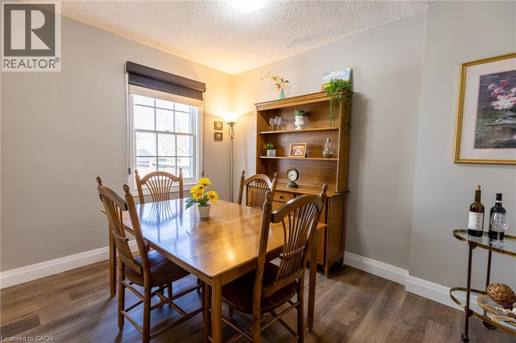 110 LORNE Crescent thumbnail 7