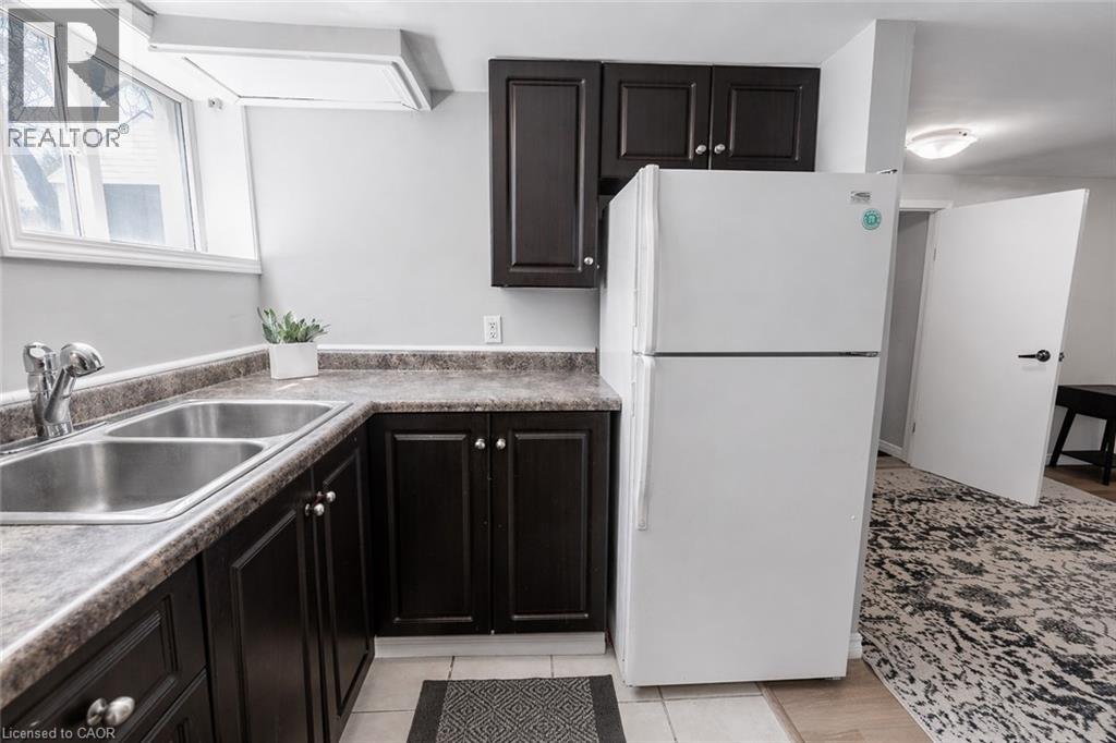 110 LORNE Crescent thumbnail 22