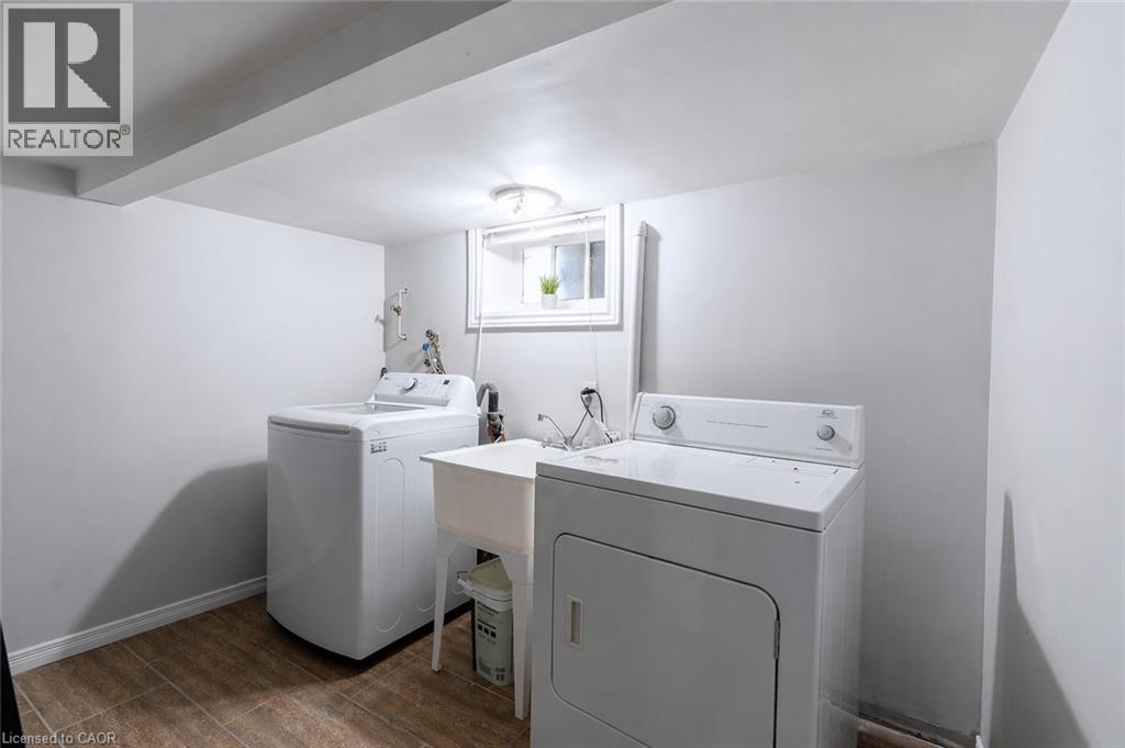 110 LORNE Crescent thumbnail 20