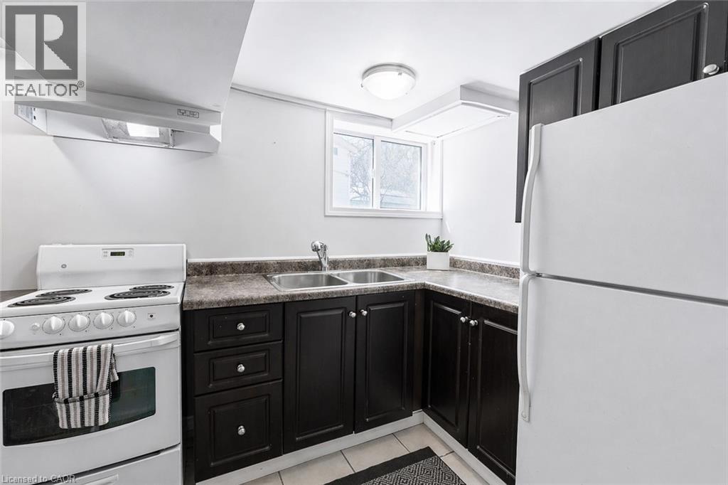 110 LORNE Crescent thumbnail 23