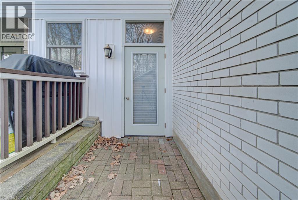 298 FERNDALE Place thumbnail 40