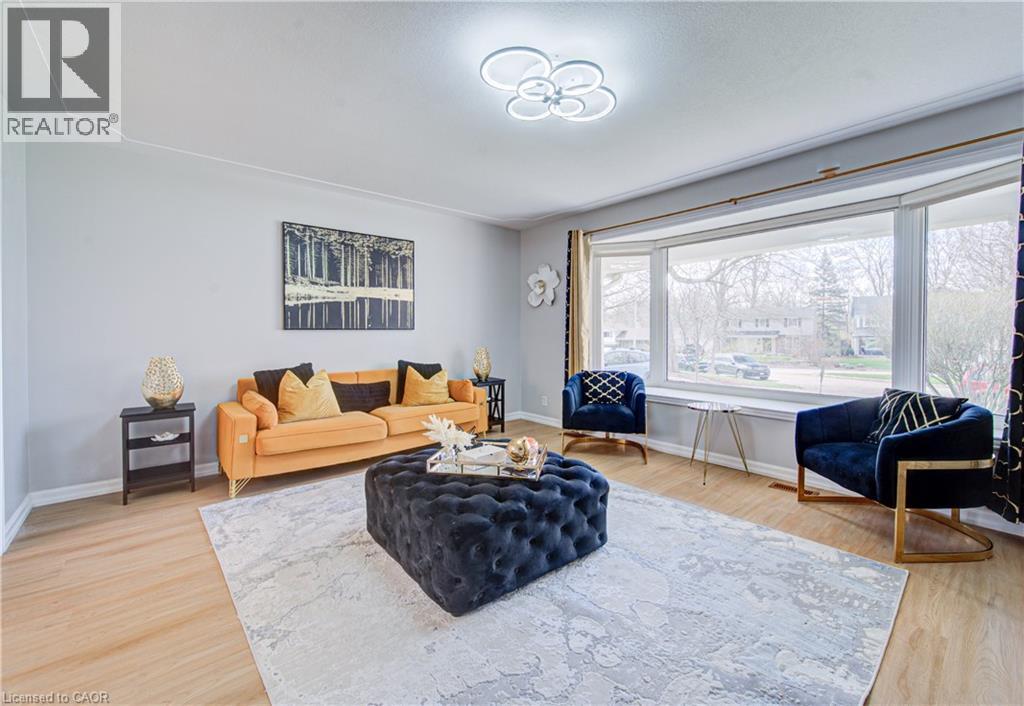 298 FERNDALE Place thumbnail 8