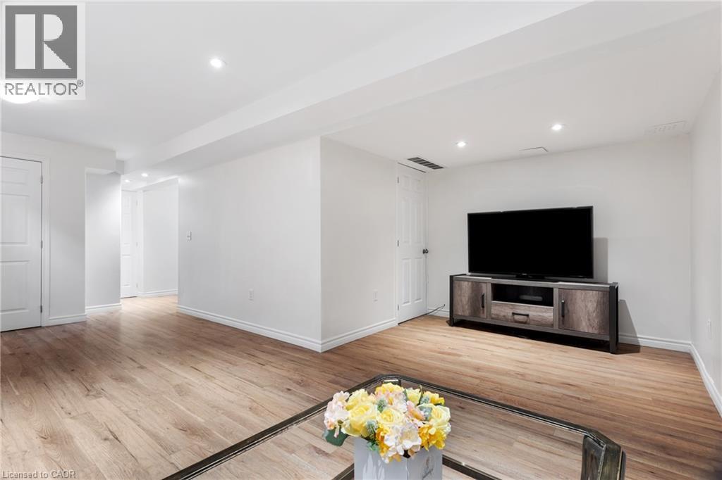1 HILLTOP Drive thumbnail 42